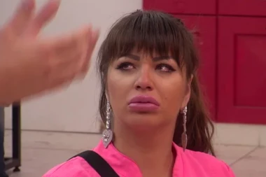 Miljana se izlupetala za sve pare: IZ KOKOŠIJEG JAJETA SE IZLEŽE ZMIJA! Ljudi ne veruju koliko se Nišlijka izblamirala!