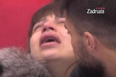 Bebica ŠČEPAO Miljanu, ona VRIŠTALA od BOLOVA, molila ga da prestane: Nije mogao da se OBUZDA, naneo joj NESNOSNU PATNJU! (VIDEO)