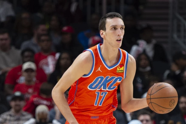 ŠTA IM URADI, ČOVEČE? Pokuševski izveo asistenciju sezone u NBA ligi (VIDEO)