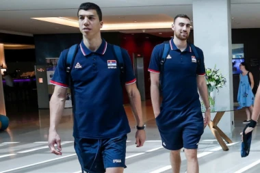 IZJAVA KOŠARKAŠA CRNO-BELIH RASPALILA MAŠTU GROBARA! Lučić I Jokić u Partizanu? Evo šta ON o tome kaže i koga VIDI na Fajnal foru!