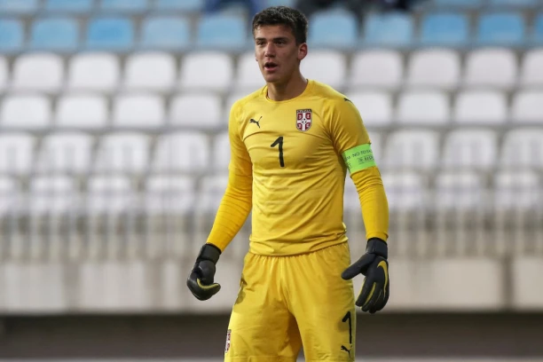 TRADICIONE DI FAMIGLIA! Sin Dejana Stankovića ODBRANIO penal i postao JUNAK Sampdorije!