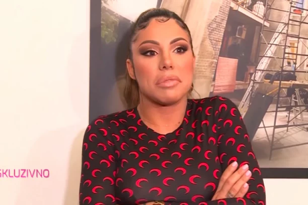 Pevačice ORGIJAJU po Americi?! Tanja Savić ŠOKIRALA izjavom, Sandra Afrika otkrila ISTINU o turnejama!