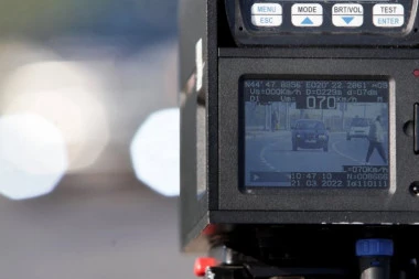 STIŽU "NEVIDLJIVI" RADARI! Niko neće znati gde se nalaze, KAZNE STIŽU AUTOMATSKI! Evo kada počinju da snimaju!