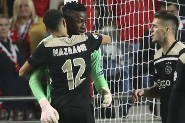 EKSPLODIRALA BOMBA: Ajaks u suzama, Bajern dobio EKSTRA pojačanje!