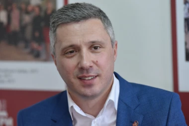 BOŠKO UHVAĆEN U LAŽI! Optužio vlast da proteste proglašava "prozapadnim", a evo šta kažu na N1! (VIDEO)