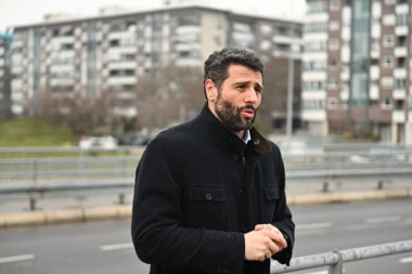 SJAJNE VESTI ZA BEOGRAĐANE! Gradonačelnik Šapić najavio: Radovi na putevima od sada noću! (VIDEO)