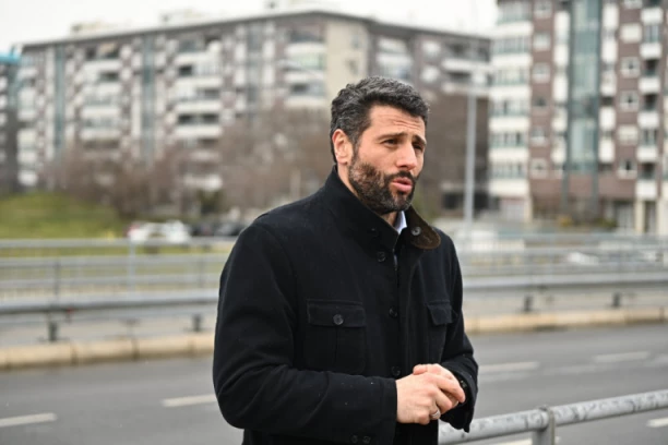 SJAJNE VESTI ZA BEOGRAĐANE! Gradonačelnik Šapić najavio: Radovi na putevima od sada noću! (VIDEO)