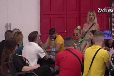 Aleksandra pobesnela, te postavila ultimatum Dejanu: "AKO TI OVO SMETA, PREKINI ODMAH!" U sve je upletena i Dalila, evo kako! (VIDEO)