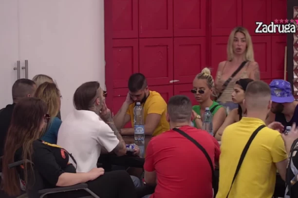 Aleksandra pobesnela, te postavila ultimatum Dejanu: "AKO TI OVO SMETA, PREKINI ODMAH!" U sve je upletena i Dalila, evo kako! (VIDEO)