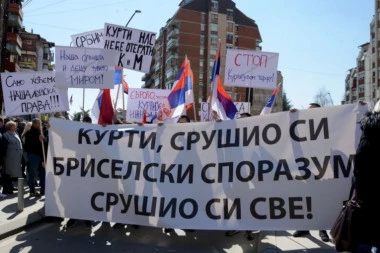 YOU VIOLATED THE BRUSSELS AGREEMENT: Thousands of Serbs took to the streets across Kosovo and Metohija to protest against Kurti (VIDEO)