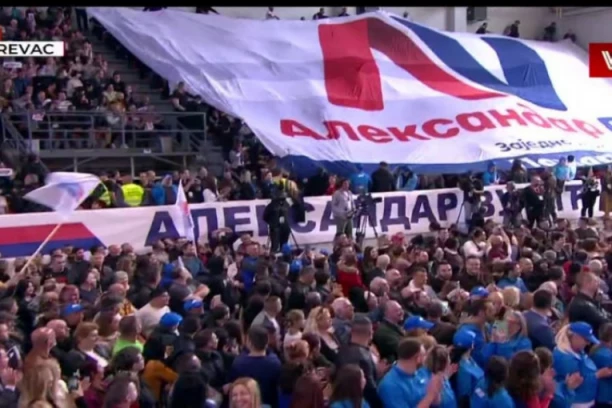 NOVI PREDIZBORNI SPOT SNS: Porodične firme su bitne za razvoj SRBIJE! (VIDEO)