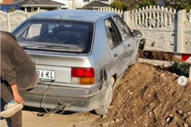 Bežao od policije, izazvao UDES pa u autu ostavio ŽENU I DETE i pobegao! Haos na ulicama Paraćina!