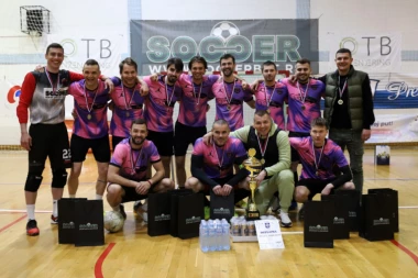 ZAVRŠENO FUTSAL TAKMIČENJE U SC RAKOVICA: Borba-Soccer osvajač Soccer Zlatnog kupa!