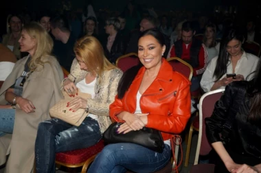 Ceca ZASENILA! Pevačica na koncertu Marije Šerifović, sve oči su bile uprte u NJU: JA NE BIH PEVALA STRANO! (VIDEO)