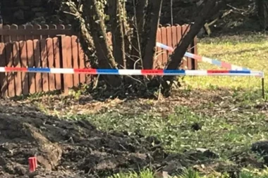 Iskopana BOMBA u dvorištu! Čačanska policija na terenu