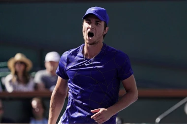 SRPSKI TENISER OSVAJA MAJAMI: Kecmanović deklasirao VELIKOG FAVORITA, sada je samo nebo granica!