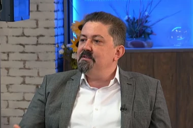 Direktor Srpskog telegrafa o bahatom jutjuberu: "Baka Prase mora pred lice pravde! Renta devojku i taji porez"