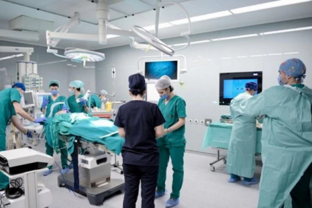 Decenija čekanja na OPERACIJU KOLENA! Kako su u UKC Niš to znatno skratili!?