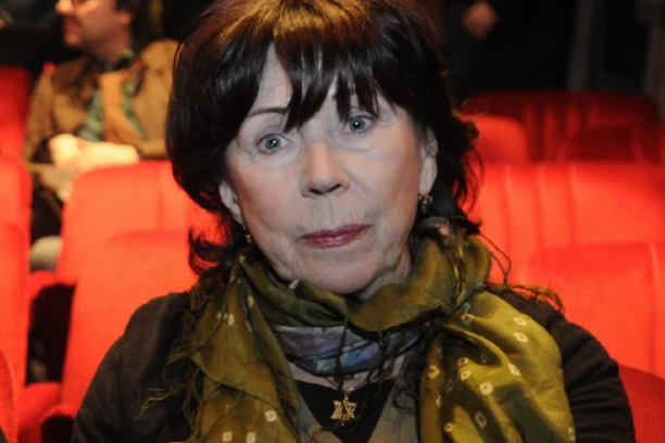 NAŠA GLUMICA SAZNALA ISTINU, KOLEGE JOJ SVE OTKRILE: Od Seke Sablić se dugo krila OVA tajna, sada sve isplivalo u javnost!