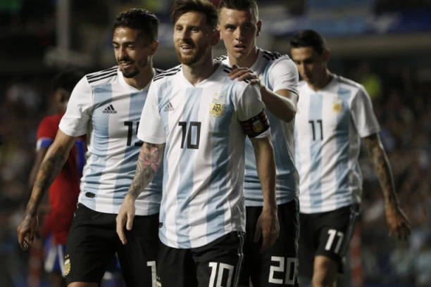 BOLESNIK: Mesijev saigrač AUTOM pregazio bivšu ženu nakon što ga je UHVATILA sa drugom!