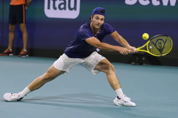 KRAJ BAJKE: Kecmanović bio nadomak trijumfa, ali na kraju ostao bez polufinala!