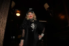 SINU NAŠE PEVAČICE STALO SRCE I ISKRVARIO: Zatekla STRAVIČAN PRIZOR, htela da se UBIJE da nije preživeo tad! (FOTO)