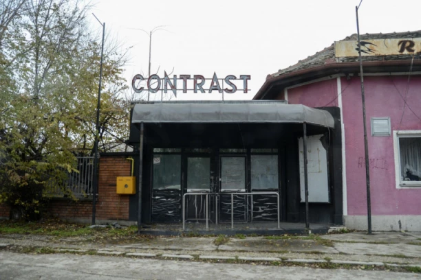 14 GODINA TUGE I BOLA! Obeležena godišnjica požara u diskoteci "Kontrast" u Novom Sadu!