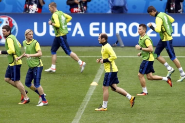 PROLAZI KROZ KATASTROFALNI PERIOD: Ostao je bez počasti, trofeja i trenerske licence - sada ga je i ovo snašlo!