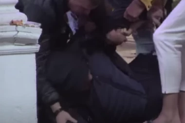 Pao kao sveća! Miljana ostavila Bebicu, on se ONESVESTIO, stravične scene u Beloj kući! (VIDEO)