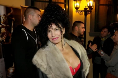 NOVA SAZNANJA U DOMU LIDIJE VUKIĆEVIĆ:  Konačno OTKRIVENO poreklo glumičine snaje Nađe! Niko nije mogao ni da PRETPOSTAVI! (FOTO)