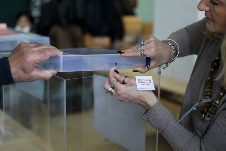 ODLUKA O DATUMU IZBORA PADA DO 15. OKTOBRA! Do tada će se znati i da li će biti razdvajanja ili ne