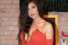 KAJA OSTOJIĆ HITNO DOBILA ZABRANU! Novi skandal trese estradu, pevačicu sačekala šok-poruka!