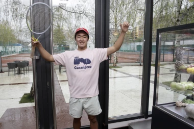 JAPANAC JORI JOŠIDA O LJUBAVI PREMA ĐOKOVIĆU I SRBIJI: Biću životinja kao Nole, ali se ne odričem ĆEVAPA!