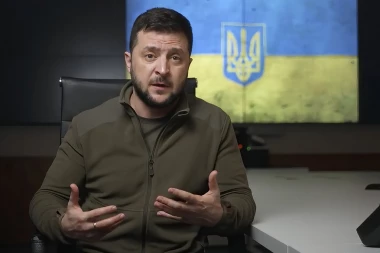 WAR HAS TAKEN A TOLL ON HIM! Here is what Zelenskyy looked like at the beginning of the WAR and how he looks NOW! (PHOTO)