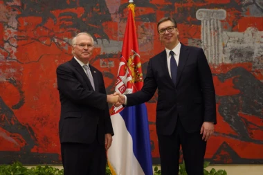 NOVI AMBASADOR SAD ČESTITAO VUČIĆU POBEDU: Pohvale građanima što su ostvarili svoje demokratsko biračko pravo