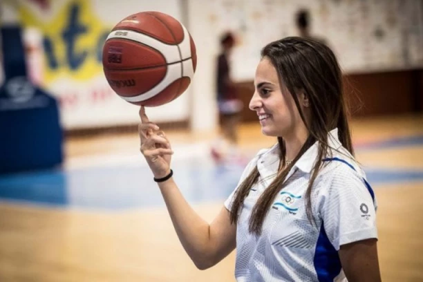 SVETSKI SPORT JE OSTAO ZATEČEN: Olimpijska šampionka odlučila da prekine karijeru, pa otkrila razloge za takvu odluku! (FOTO, VIDEO)