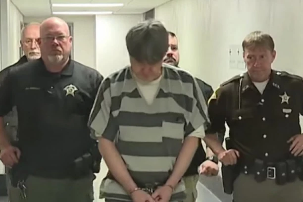 MONSTRUM UHAPŠEN NAKON 35 GODINA! Upadao maskiran u kuće, iživljavao se nad žrtvama! (VIDEO)