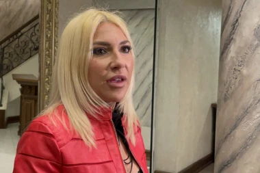 NAKON ŠTO SU POKUŠALI DA JOJ NAPAKUJU AFERU SA MILIJEM OGLASILA SE JOVANA JEREMIĆ: Voditeljka otkrila ISTINU, evo o čemu se radi! (FOTO)