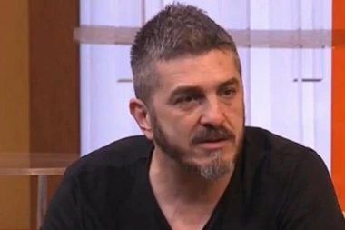 "KAJEM SE ŠTO SAM PUCAO NA ČETNIKE": Ispovest GLUMCA Feđe Štukana ostavlja bez teksta