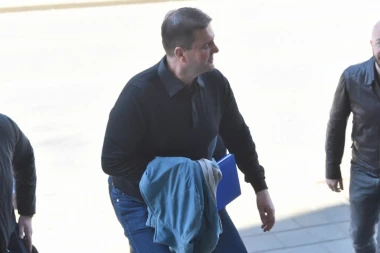 RASPISANA MEĐUNARODNA POTERNICA ZA ŠARIĆEVIM SARADNIKOM: Darko Šarić iznosi odbranu za pranje para od kokaina