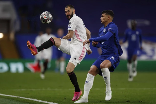 PRODUŽIO UGOVOR: Tijago Silva u Čelsiju do 2024. godine