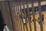 SKANDAL U AMERICI: Brutalne SCENE na košarkaškoj utakmici - umalo bilo NASTRADALIH! (VIDEO)