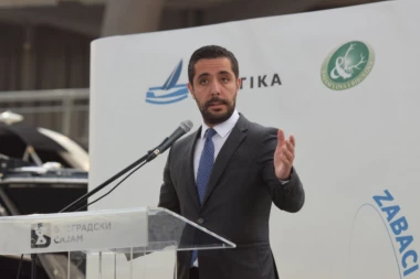 POČELA EVAKUACIJA POSLEDNJEG SRPSKOG VOZAČA IZ UKRAJINE! Momirović: Non stop smo u kontaktu sa njim i nastavljamo iz sata u sat da pratimo razvoj situacije!