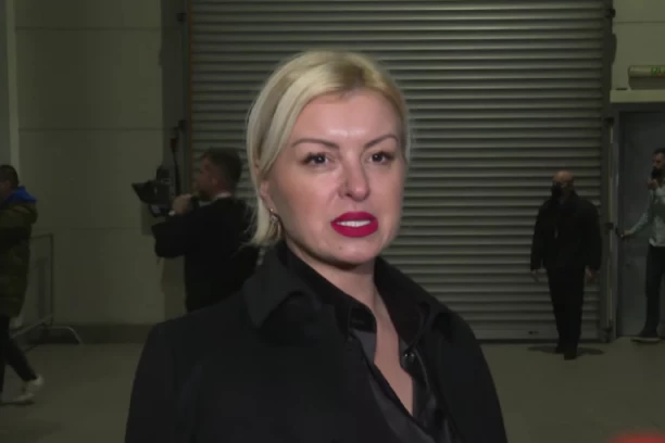 OVO ĆE DA ZAPAMTI! IVANA PROZVALA KOLEGU: "Sa ženom je spavao u mom krevetu!"