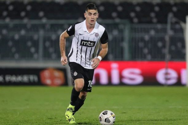 SPORTISSIMO SAZNAJE: Evo šta se dešava sa Sašom Zdjelarom - Partizan čeka samo jednu stvar!