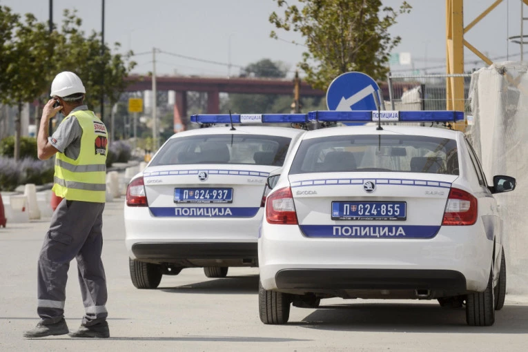 BIZARNO RANJAVANJE KOD TRGOVIŠTA! Lovac puškom upucao čoveka koji je brao pečurke!