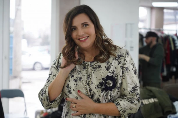 Milica Milša rodila SINA na STUDIJAMA, nikada nije rekla ko mu je OTAC, odgajala ga kao SAMOHRANA majka, a on je PRESLIKAN ona! (FOTO)