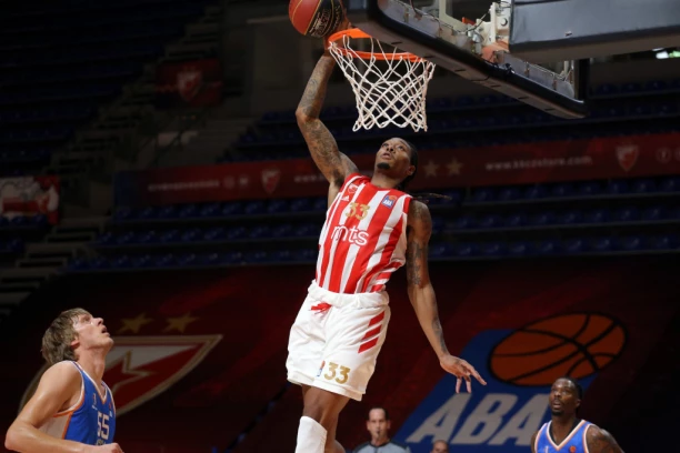 BOMBA! Vratio se: Teri POTPISAO ugovor do kraja sezone!