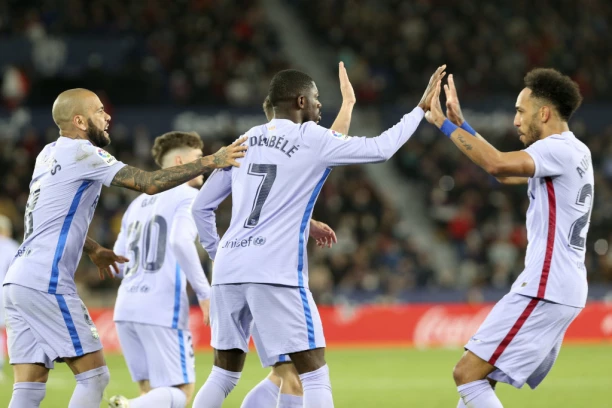 DRAMA U VALENSIJI: Španskom klubu ni TRI PENALA nisu pomogla - sudbina im je ZAPEČAĆENA?