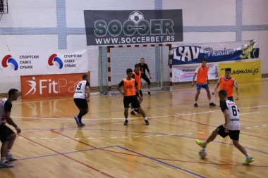 ZAVRŠNICA 13. SEZONE FUTSAL TAKMIČENJA U RAKOVICI: GSP Beograd i Borba-Soccer  u finalu Soccer Zlatne lige!